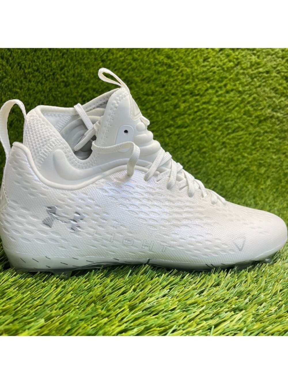 Under Armour Spotlight Lux MC 2.0 Mens Size 9.5 White Running Football Cleats